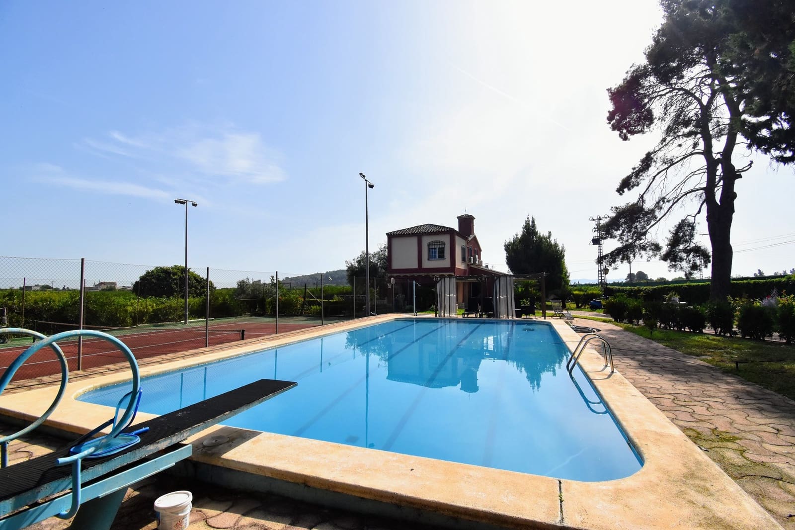5 soveværelse Villa til salg i Alzira med swimmingpool - € 400.000 (Ref: 7652780)