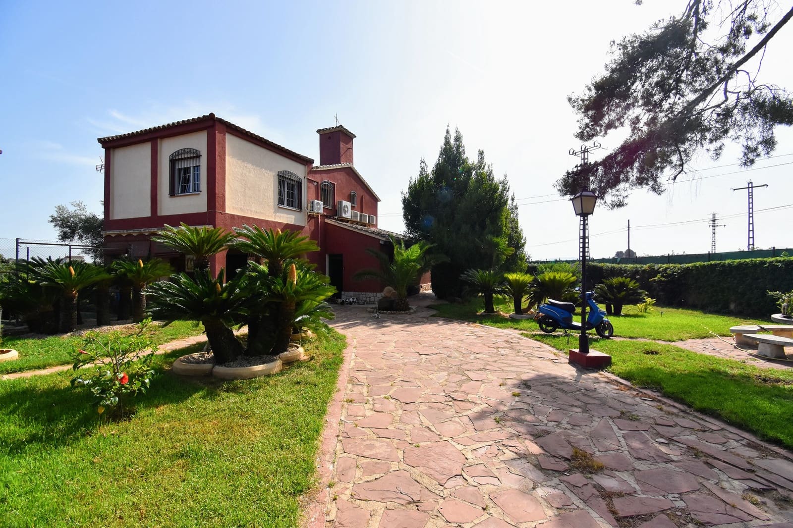 5 soveværelse Villa til salg i Alzira med swimmingpool - € 400.000 (Ref: 7652780)