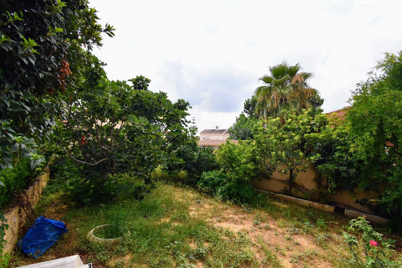 4 makuuhuone Huvila myytävänä paikassa Montserrat mukana uima-altaan - 290 000 € (Ref: 7677231)