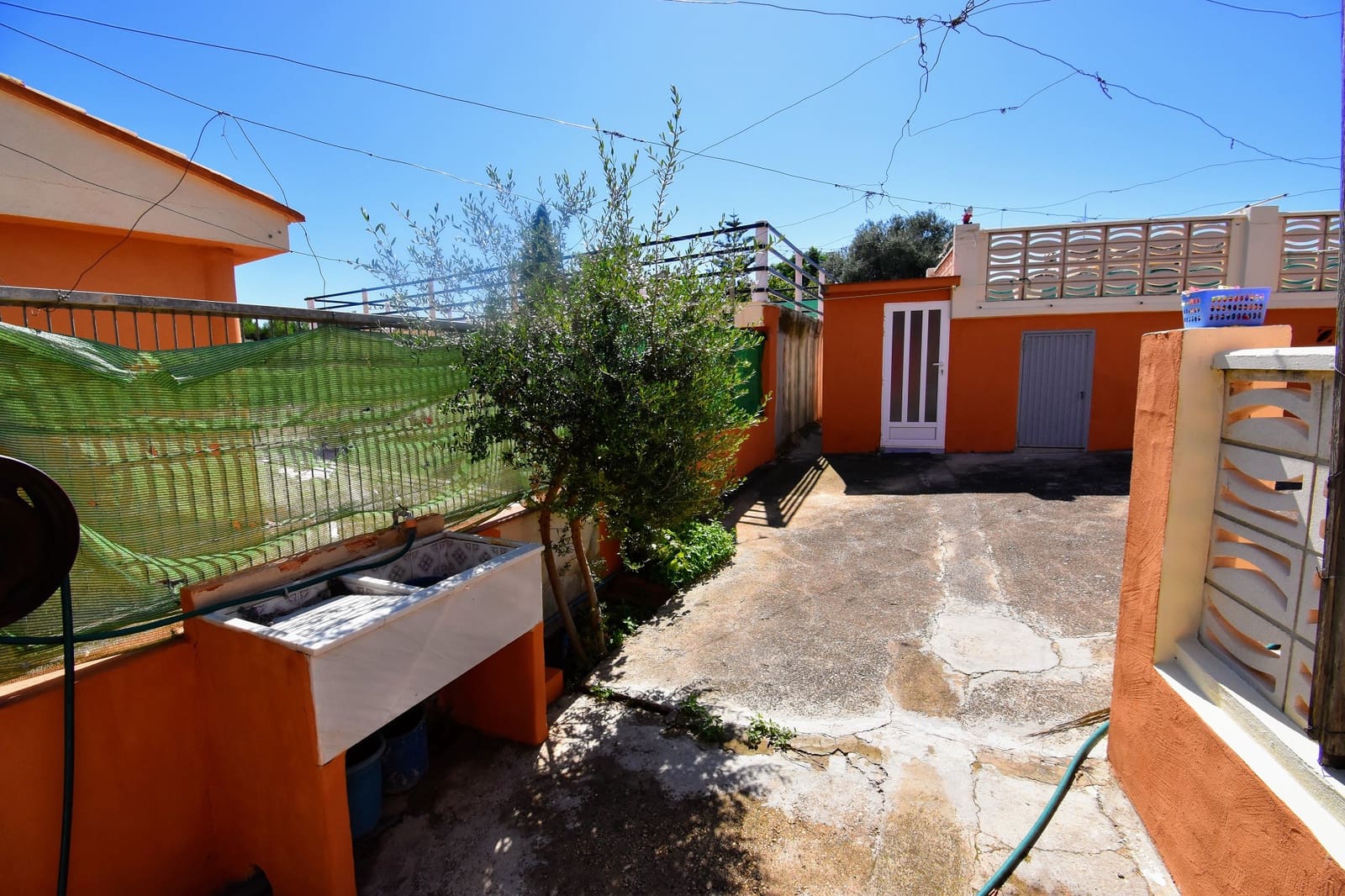 3 soveværelse Villa til salg i Montserrat med swimmingpool - € 250.000 (Ref: 7808232)