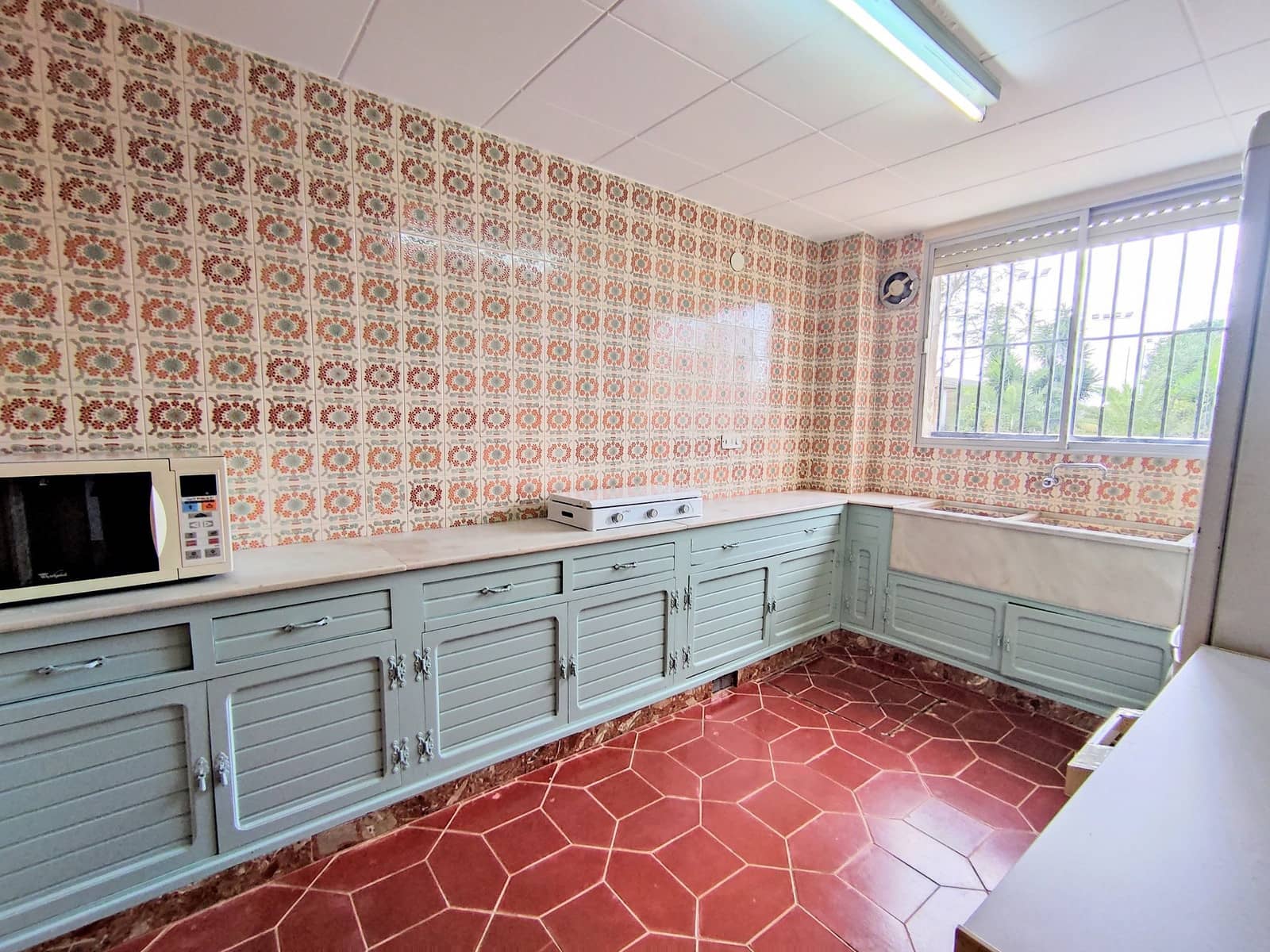 5 soveværelse Villa til salg i Alzira med swimmingpool - € 500.000 (Ref: 7993760)