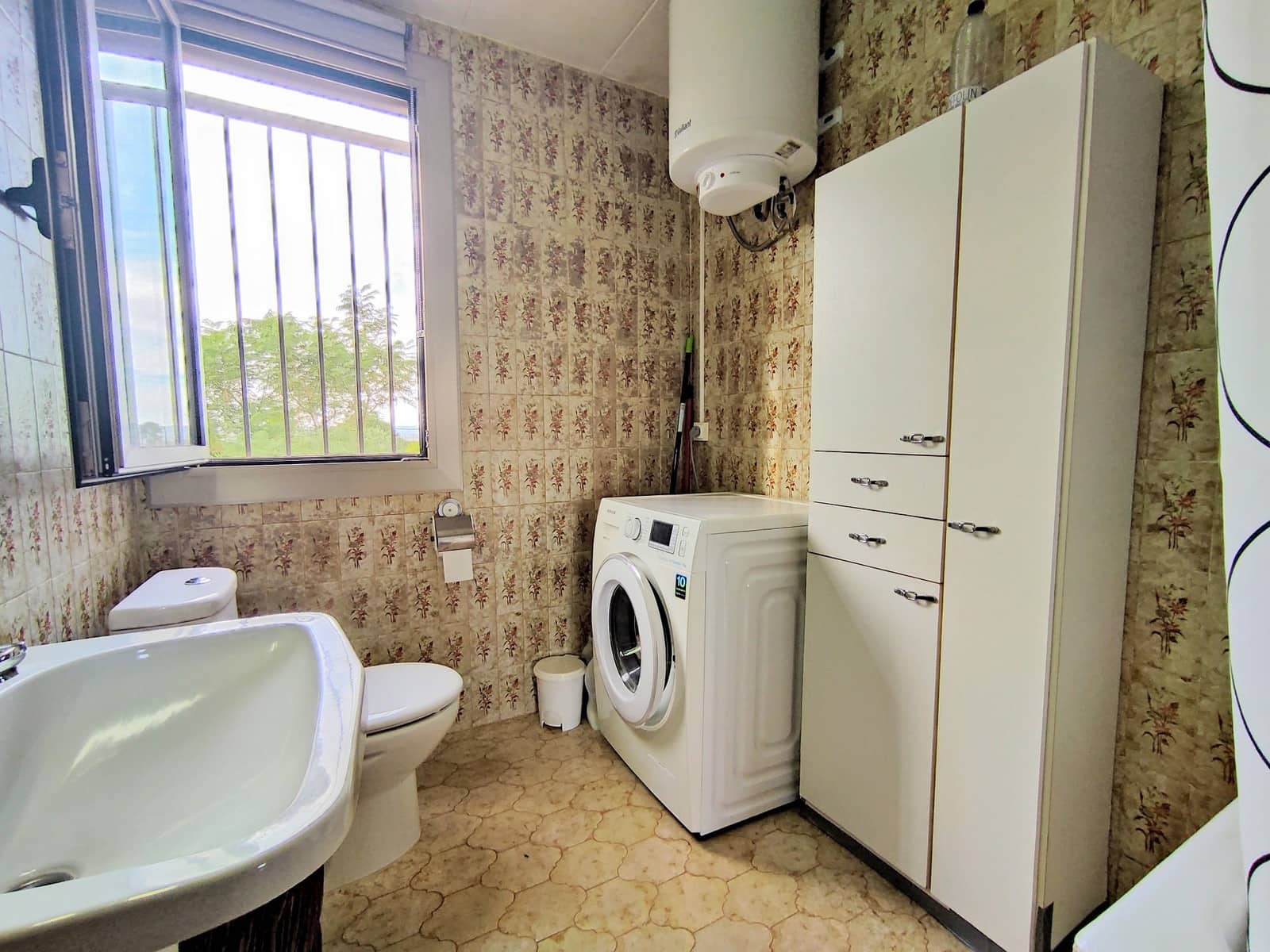 5 soveværelse Villa til salg i Alzira med swimmingpool - € 500.000 (Ref: 7993760)