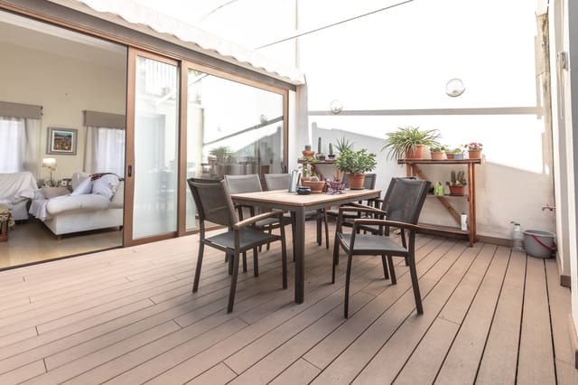 4 bedroom Townhouse for sale in Cabanyal-Canyamelar, Valencia city - € 1,250,000 (Ref: 8092602)