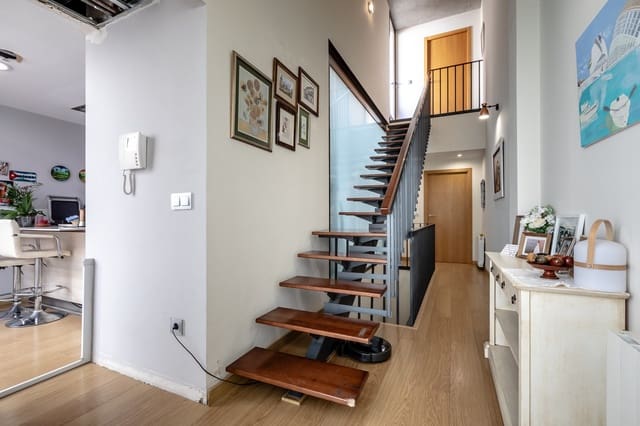 4 bedroom Townhouse for sale in Cabanyal-Canyamelar, Valencia city - € 1,250,000 (Ref: 8092602)