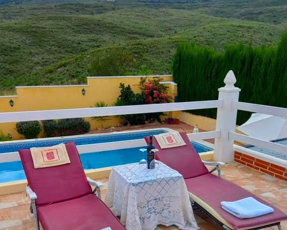 6 soveværelse Villa til salg i Turis med swimmingpool - € 329.500 (Ref: 8212826)