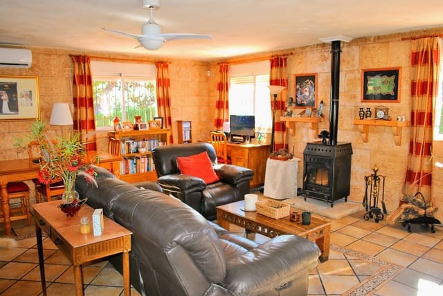 6 soveværelse Villa til salg i Turís med swimmingpool - € 329.500 (Ref: 8212826)