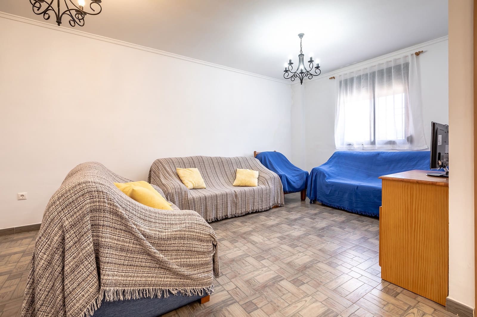 5 soveværelse Villa til salg i Torrent - € 800.000 (Ref: 8227228)