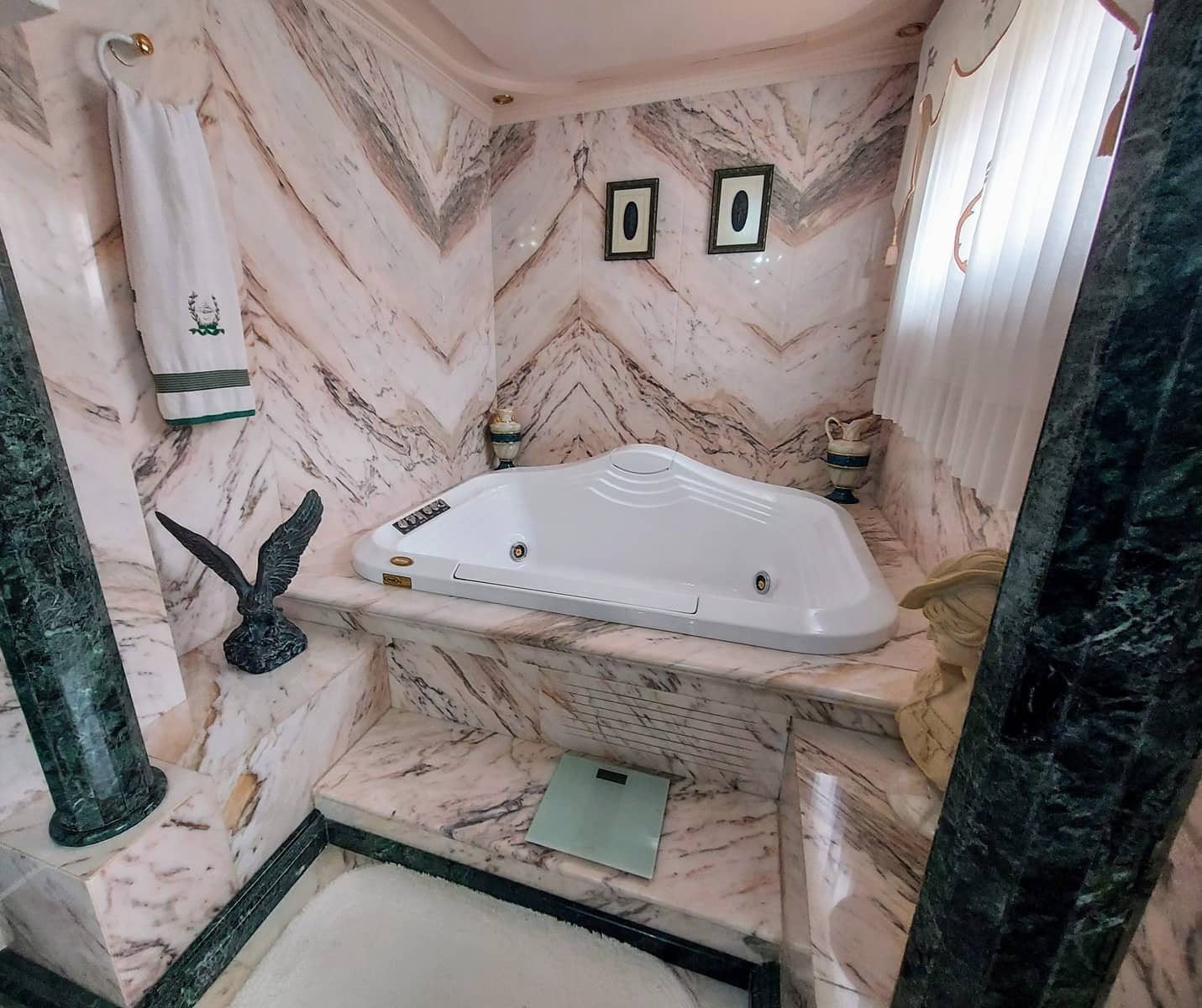 6 soveværelse Villa til salg i Valencia by - € 890.000 (Ref: 8335505)