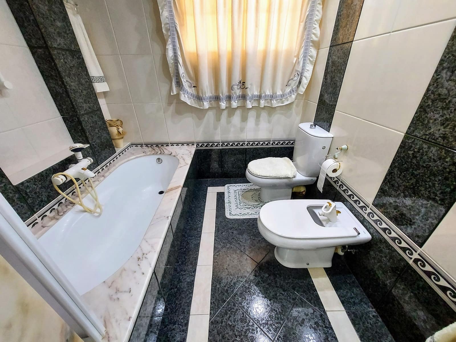 6 soveværelse Villa til salg i Valencia by - € 890.000 (Ref: 8335505)