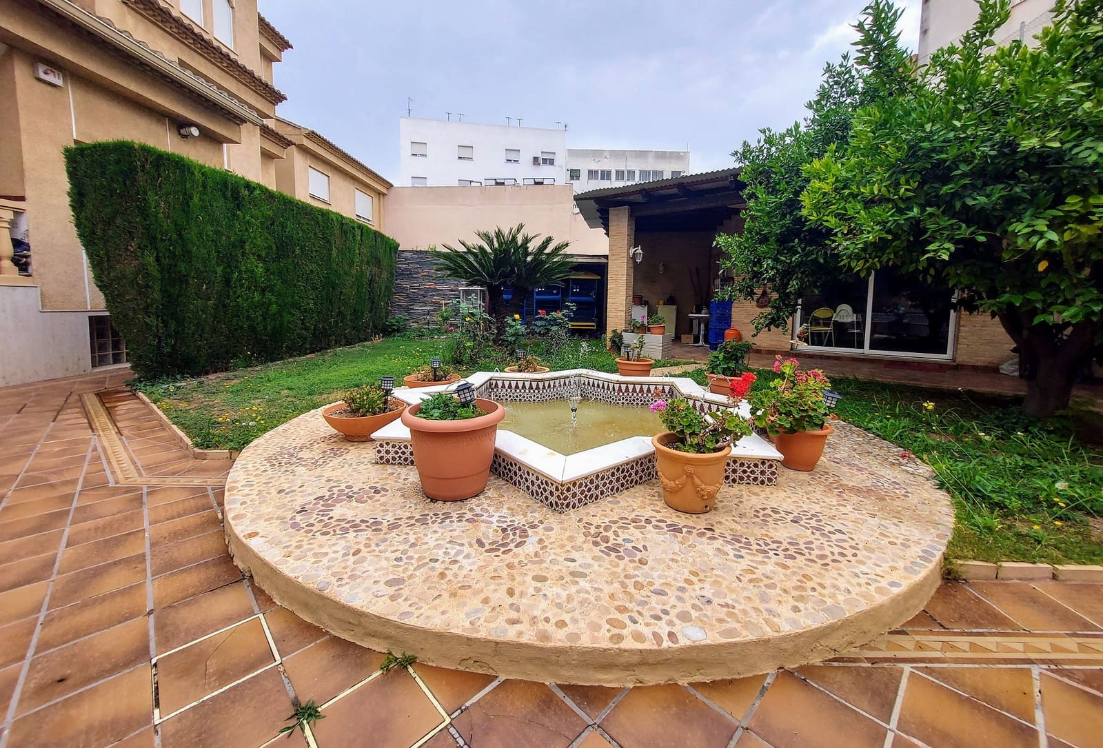 6 soveværelse Villa til salg i Valencia by - € 890.000 (Ref: 8335505)