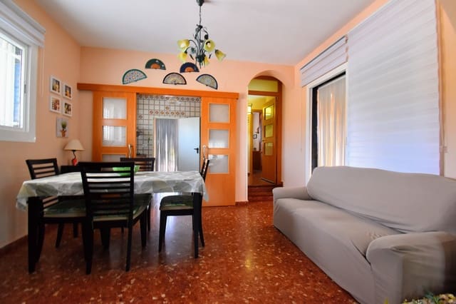 4 soveværelse Villa til salg i Turís med swimmingpool - € 315.000 (Ref: 8338482)