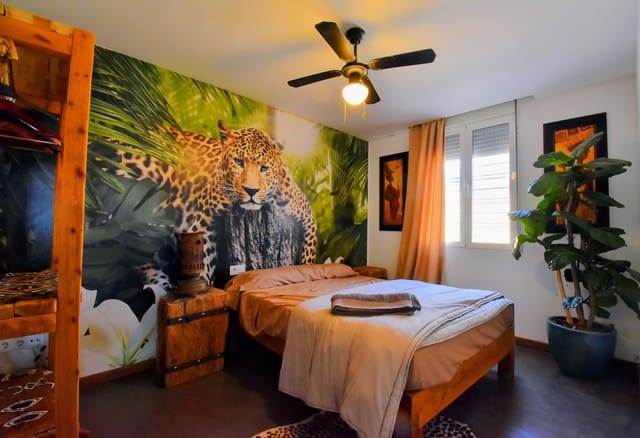 3 soveværelse Villa til salg i Llombai med swimmingpool - € 410.000 (Ref: 8361174)