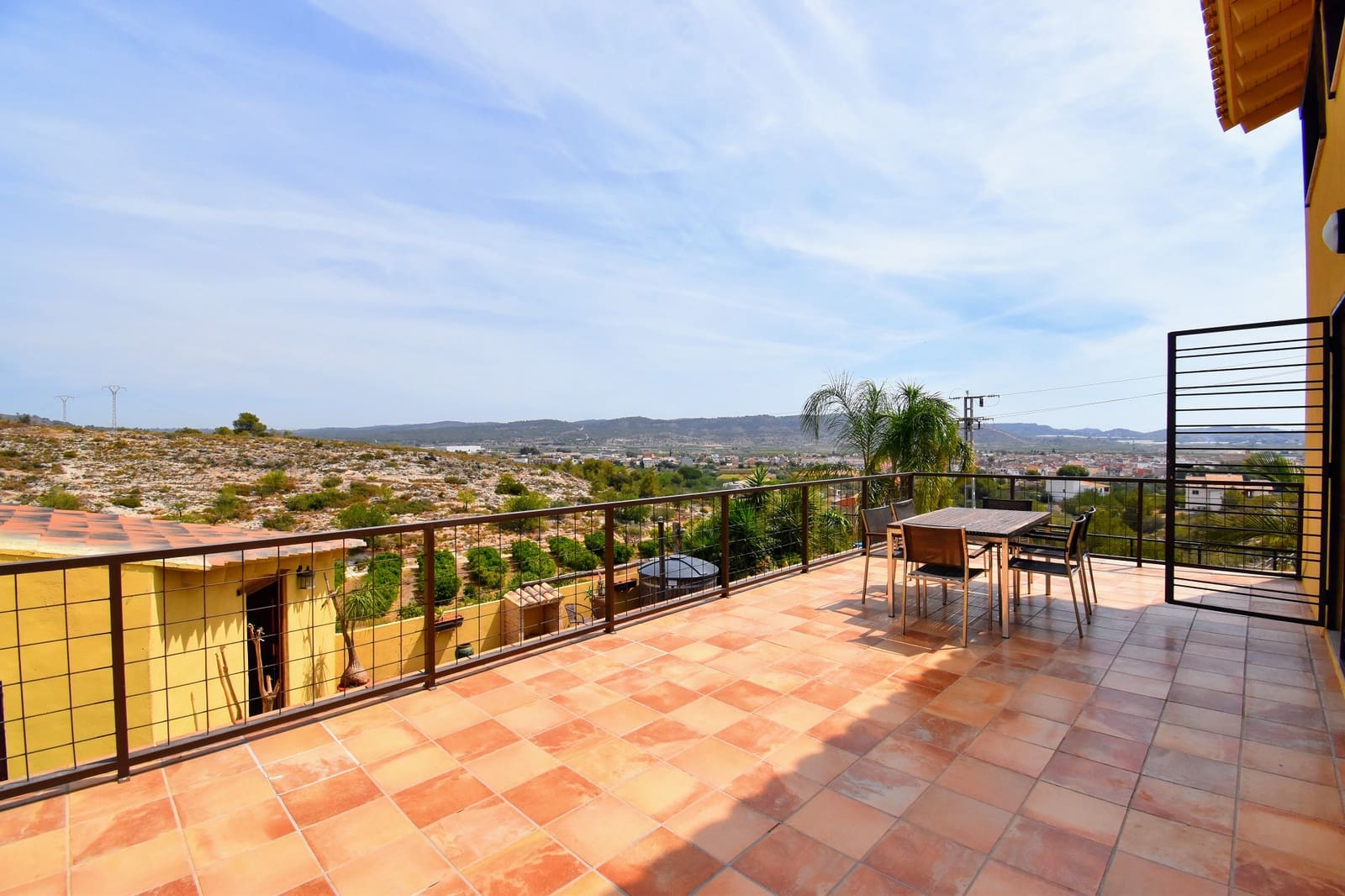 3 soveværelse Villa til salg i Llombai med swimmingpool - € 410.000 (Ref: 8361174)