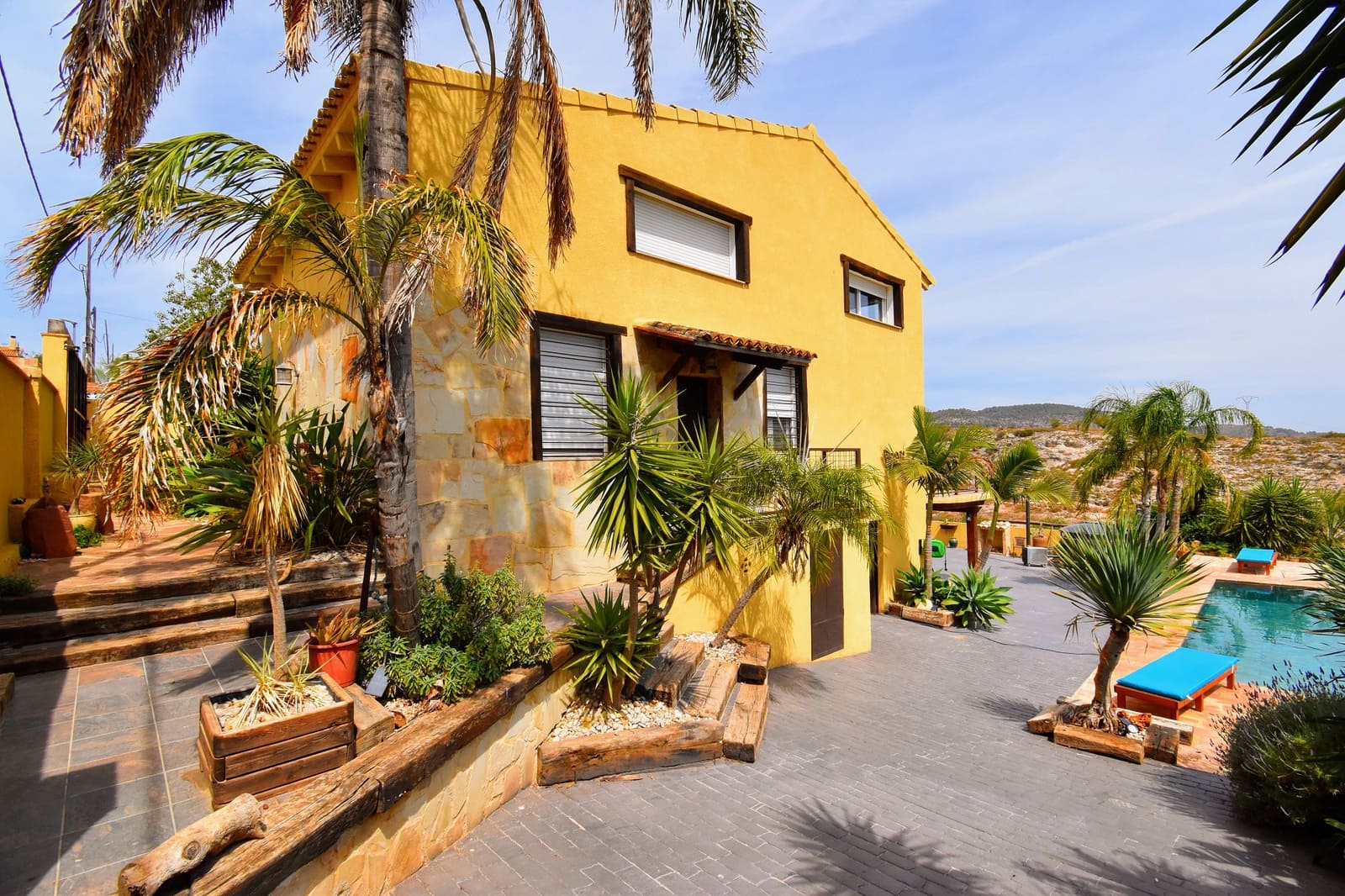 3 soveværelse Villa til salg i Llombai med swimmingpool - € 410.000 (Ref: 8361174)