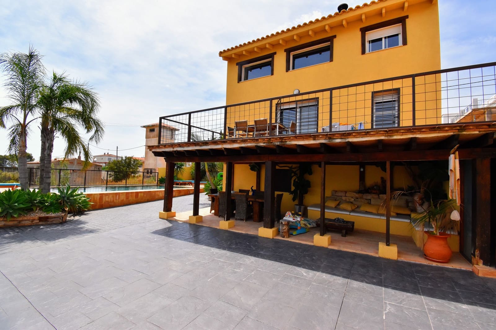 3 soveværelse Villa til salg i Llombai med swimmingpool - € 410.000 (Ref: 8361174)