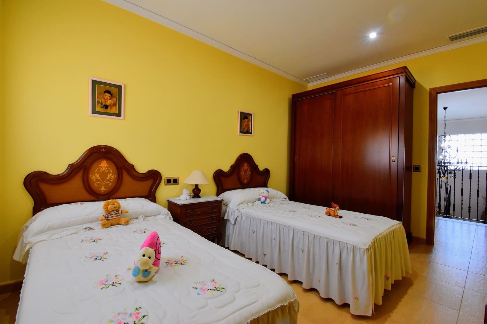 6 soveværelse Villa til salg i Alberic med swimmingpool - € 450.000 (Ref: 8438089)