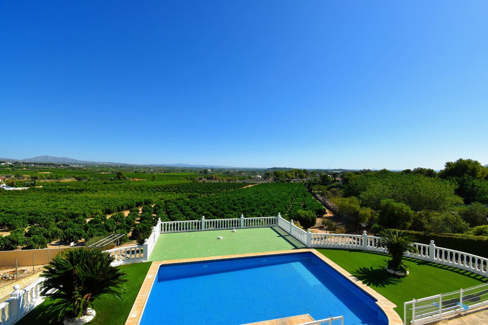 6 soveværelse Villa til salg i Alberic med swimmingpool - € 450.000 (Ref: 8438089)