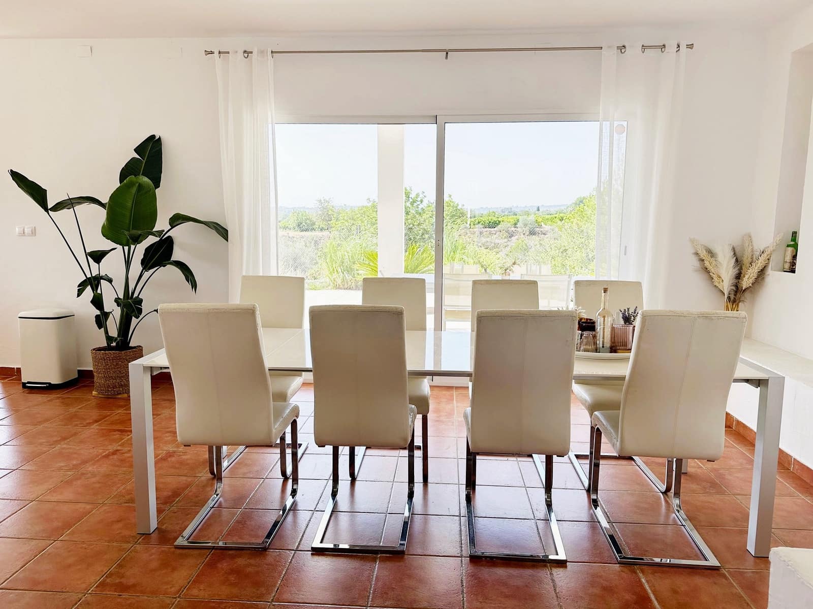 4 soveværelse Villa til salg i Pedralba med swimmingpool - € 399.000 (Ref: 8448904)