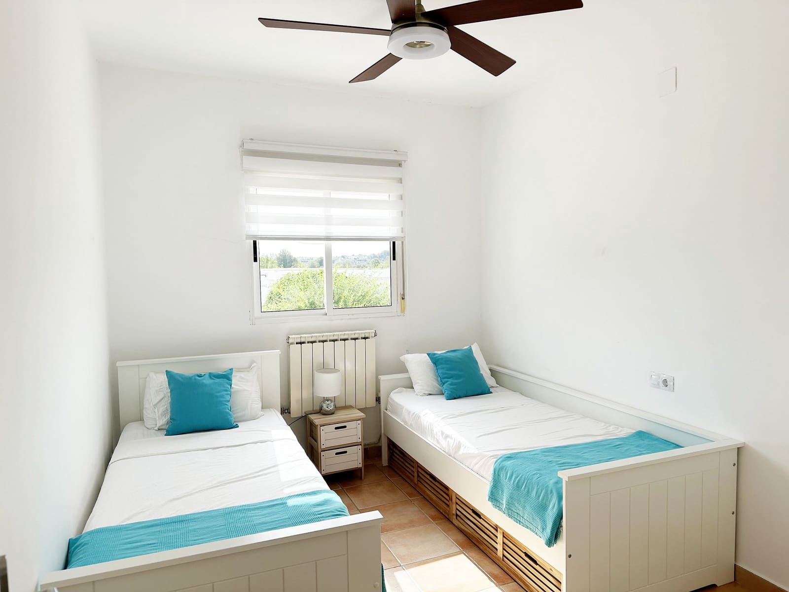 4 soveværelse Villa til salg i Pedralba med swimmingpool - € 399.000 (Ref: 8448904)