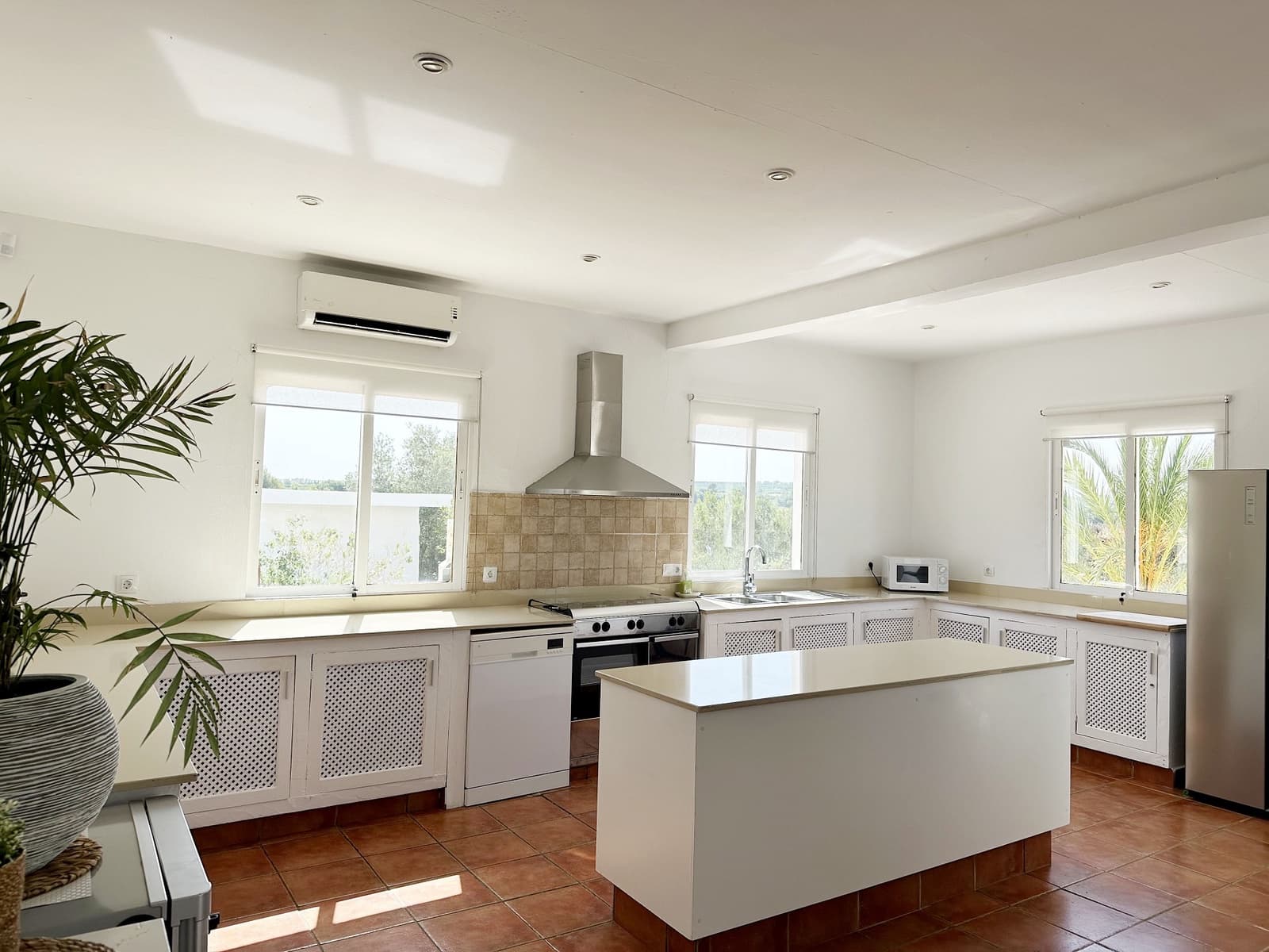 4 soveværelse Villa til salg i Pedralba med swimmingpool - € 399.000 (Ref: 8448904)