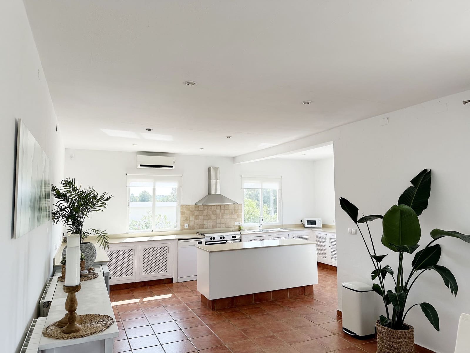 4 soveværelse Villa til salg i Pedralba med swimmingpool - € 399.000 (Ref: 8448904)