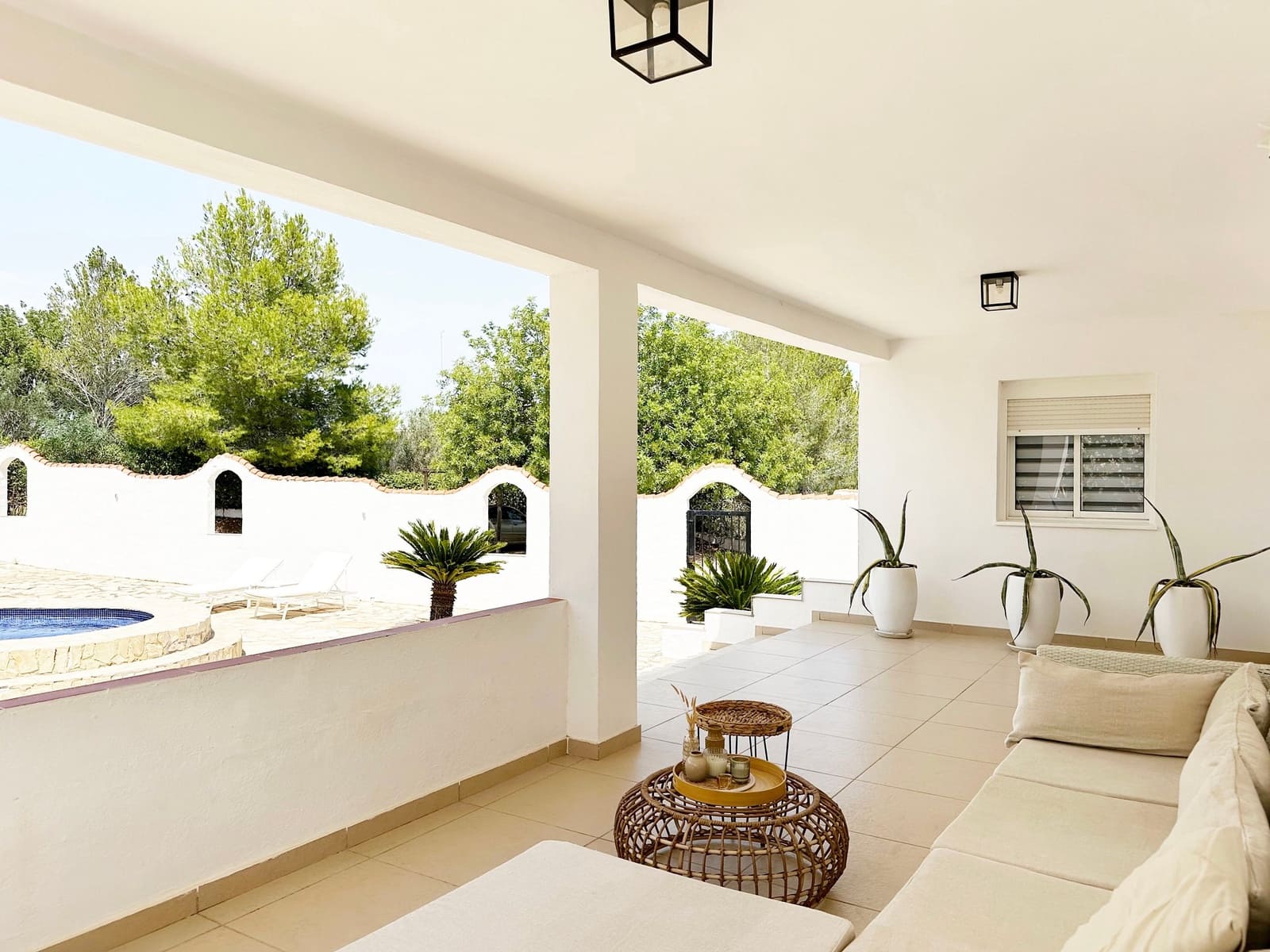 4 soveværelse Villa til salg i Pedralba med swimmingpool - € 399.000 (Ref: 8448904)