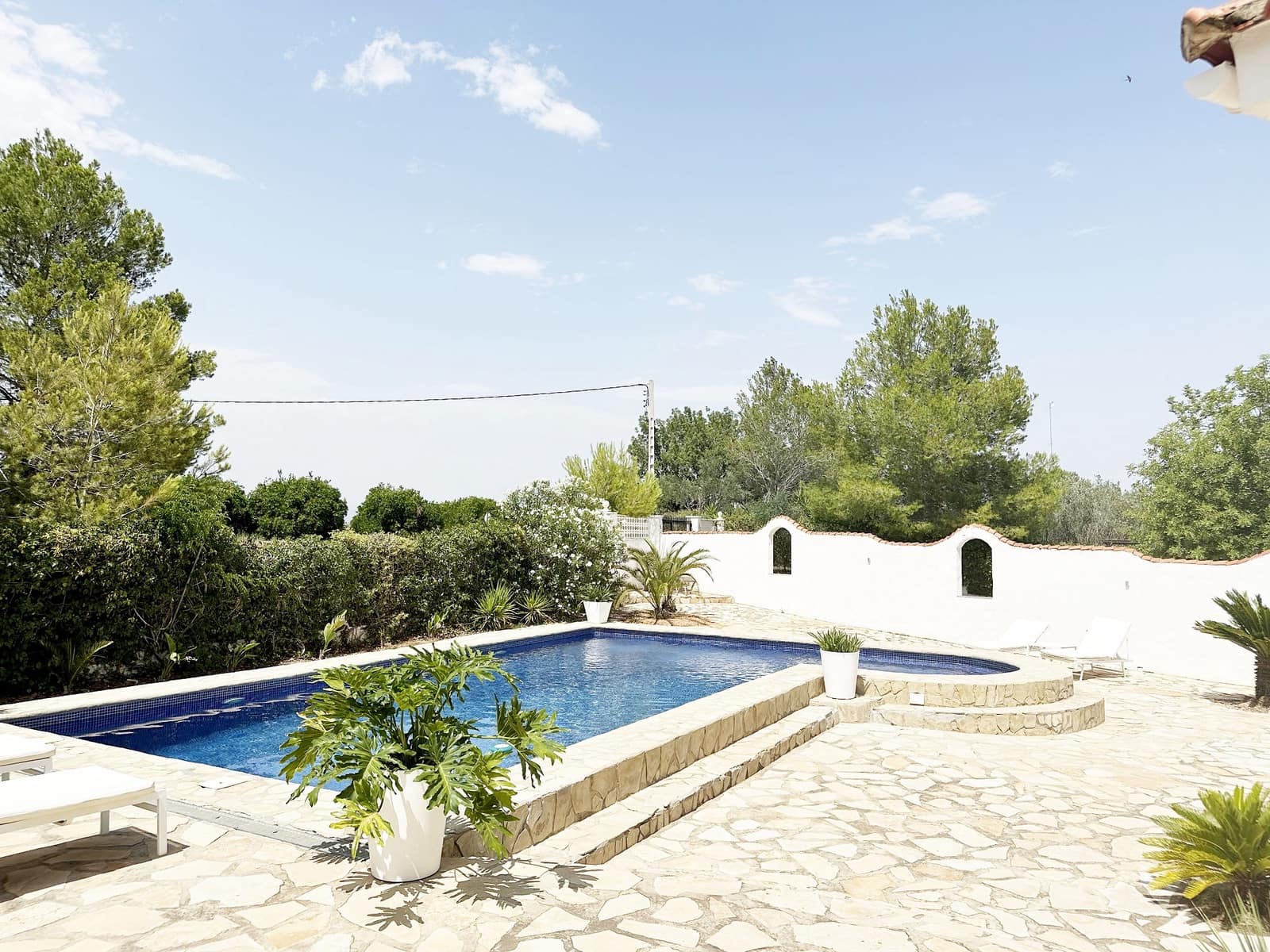 4 soveværelse Villa til salg i Pedralba med swimmingpool - € 399.000 (Ref: 8448904)