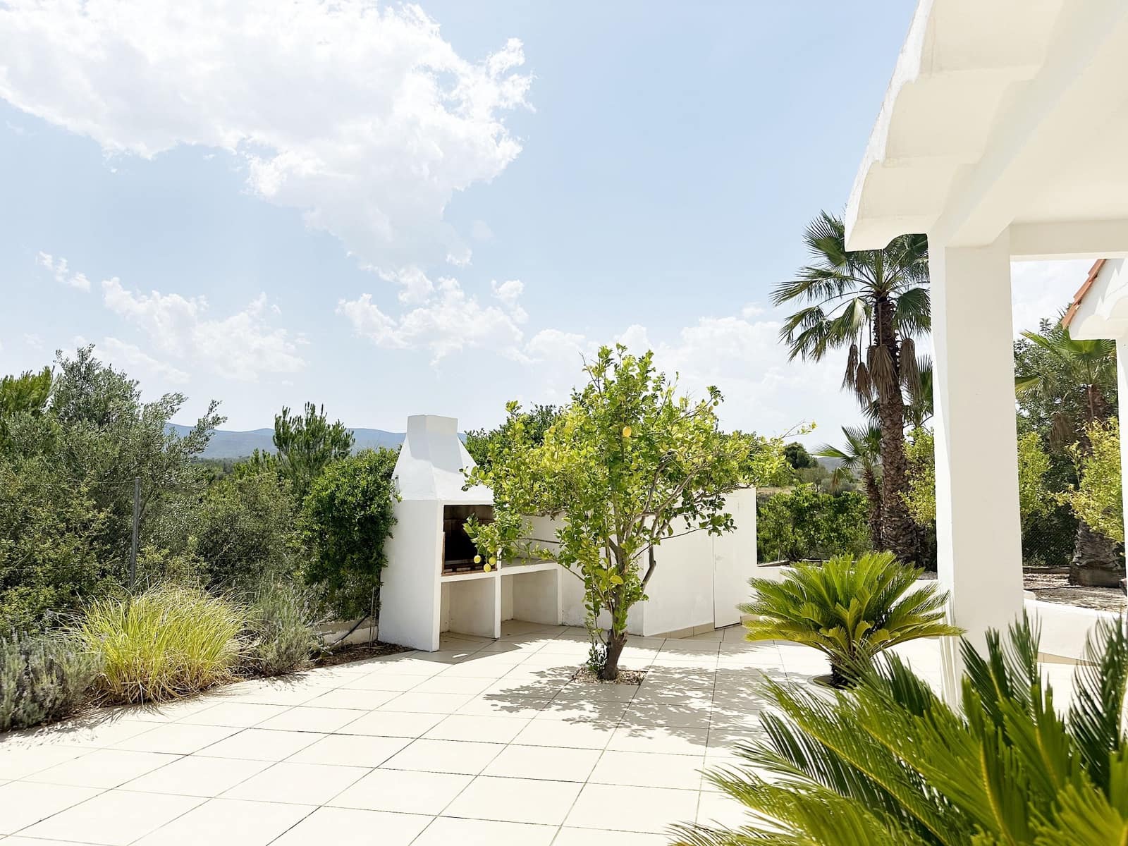 4 soveværelse Villa til salg i Pedralba med swimmingpool - € 399.000 (Ref: 8448904)