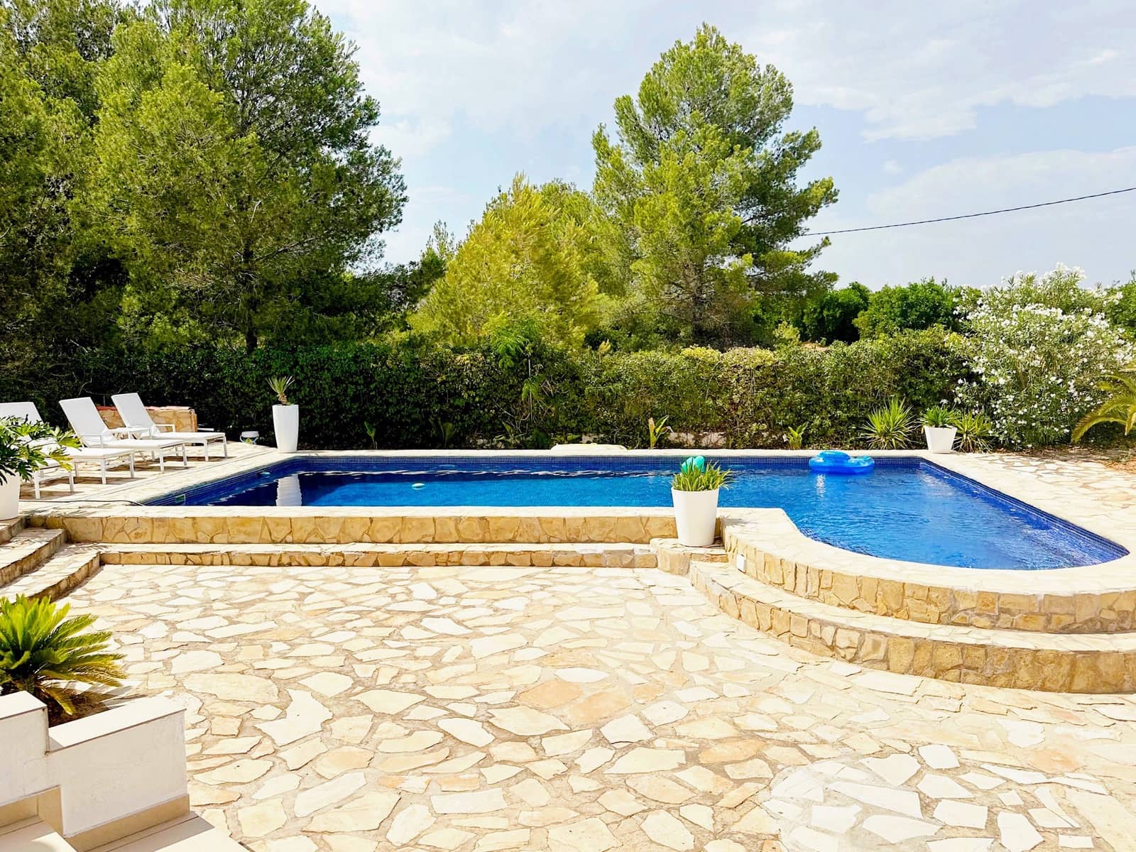 4 soveværelse Villa til salg i Pedralba med swimmingpool - € 399.000 (Ref: 8448904)