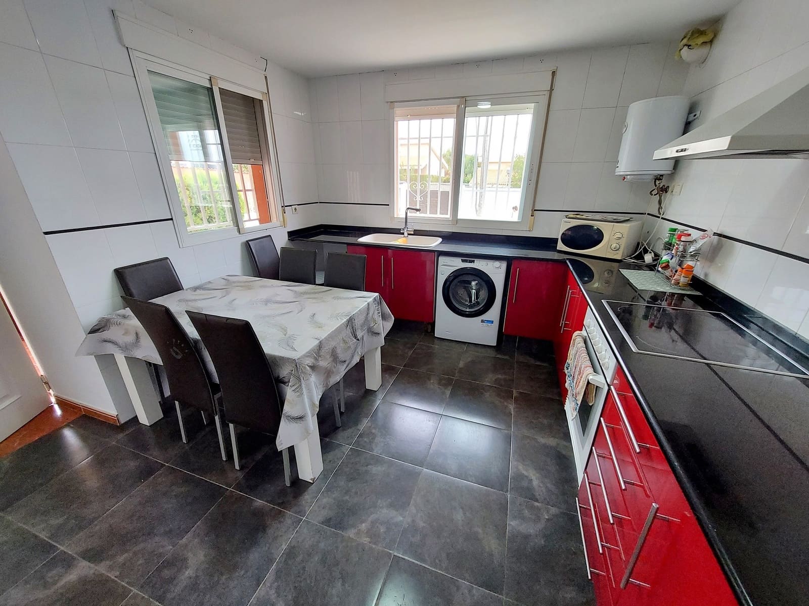 3 makuuhuone Huvila myytävänä paikassa Turis - 238 000 € (Ref: 8497607)