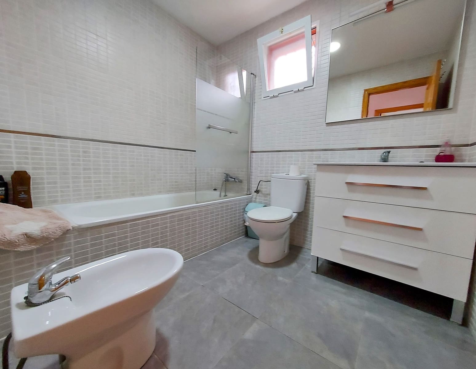 3 makuuhuone Huvila myytävänä paikassa Turis - 238 000 € (Ref: 8497607)
