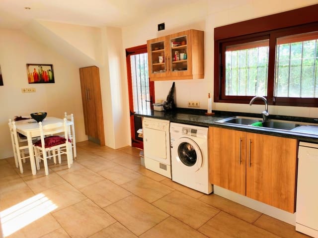 8 Zimmer Villa zu verkaufen in Marchuquera, Gandia mit Pool - 550.000 € (Ref: 8545877)