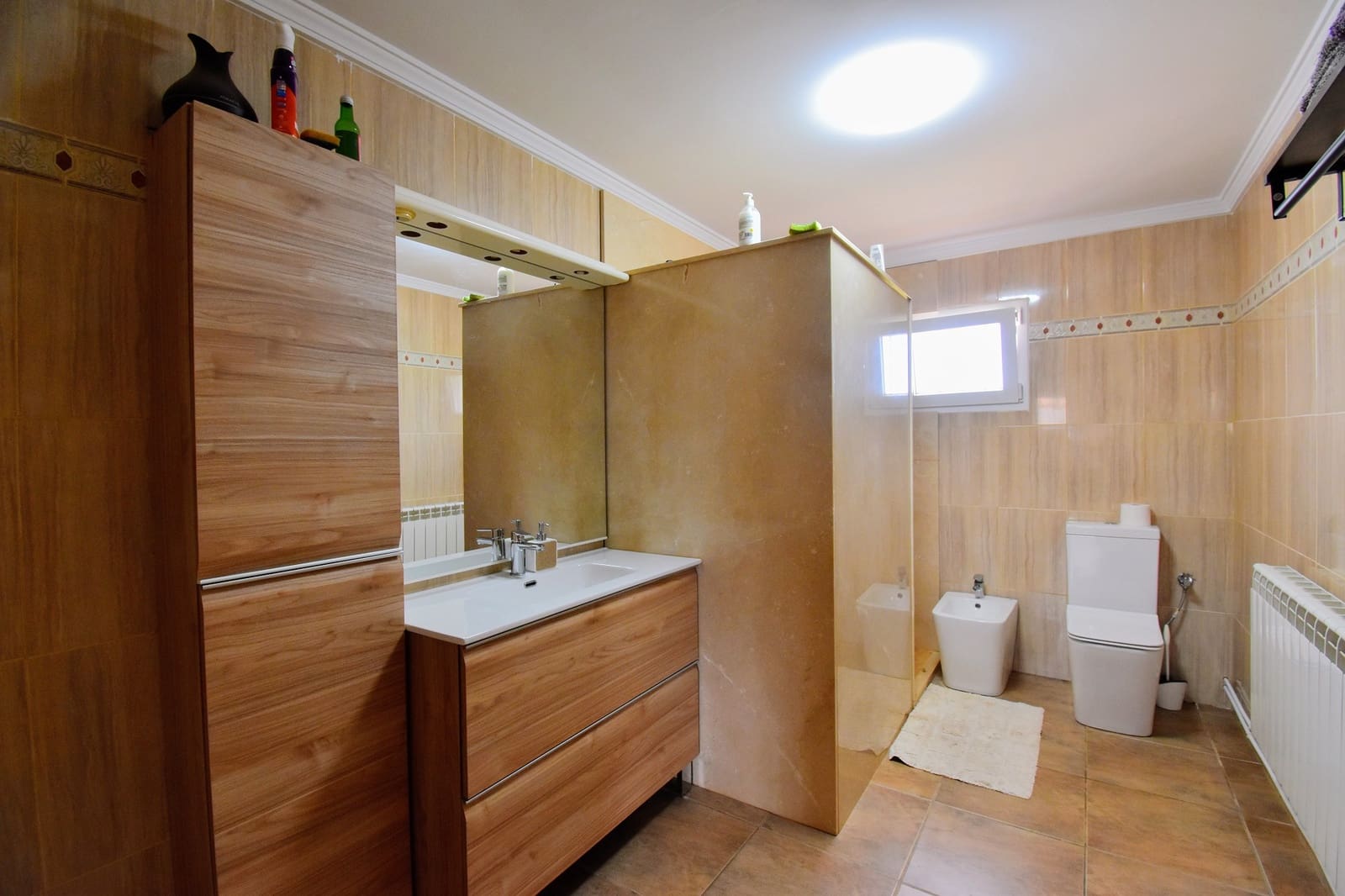 4 soveværelse Villa til salg i Montroy med swimmingpool - € 370.000 (Ref: 8562581)