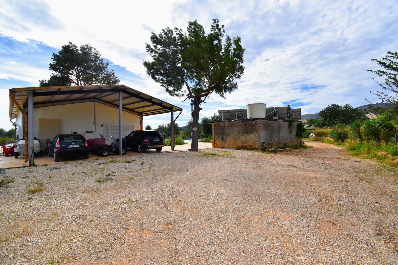 4 soveværelse Villa til salg i Montroy med swimmingpool - € 370.000 (Ref: 8562581)