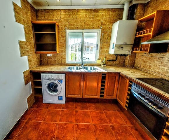 3 bedroom Villa for sale in Vilamarxant / Villamarchante with pool - € 315,000 (Ref: 8594205)