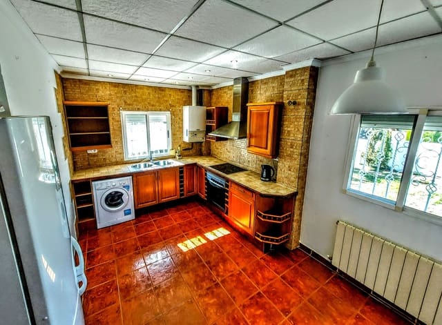 3 bedroom Villa for sale in Vilamarxant / Villamarchante with pool - € 315,000 (Ref: 8594205)