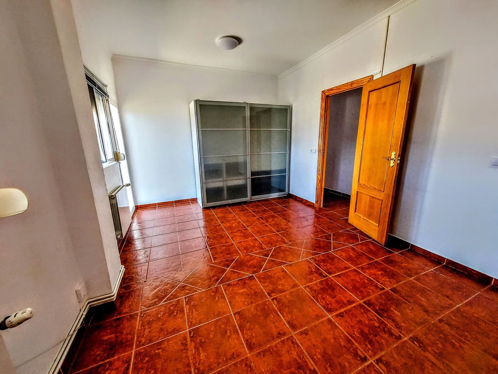 3 sypialnia Willa na sprzedaż w Vilamarxant / Villamarchante z basenem - 315 000 € (Ref: 8594205)