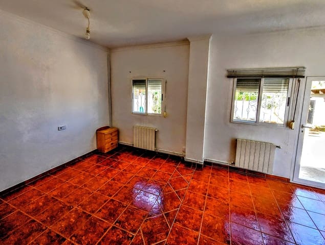 3 bedroom Villa for sale in Vilamarxant / Villamarchante with pool - € 315,000 (Ref: 8594205)