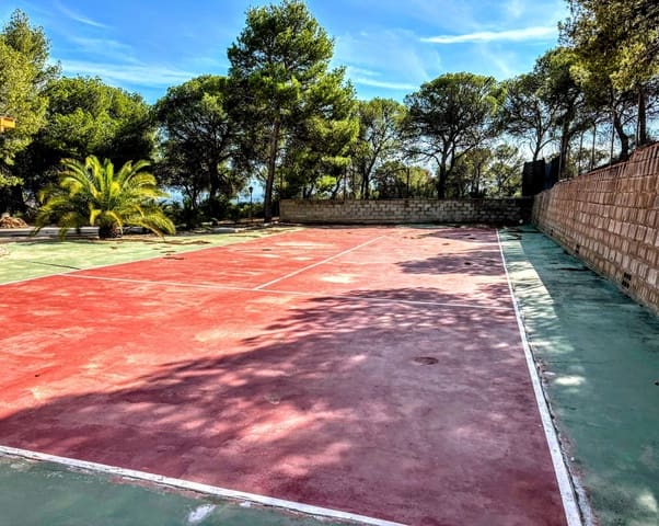 3 bedroom Villa for sale in Albalat dels Tarongers with pool - € 260,000 (Ref: 8769262)