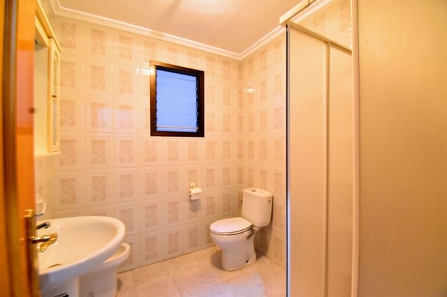 5 bedroom Townhouse for sale in Real - € 220,000 (Ref: 8780680)