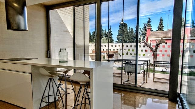 3 camera da letto Villa in vendita in Riba-roja de Túria con piscina - 589.000 € (Rif: 8790171)