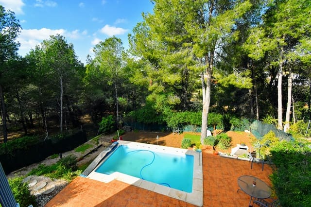 4 bedroom Villa for sale in Torrent with pool garage - € 497,300 (Ref: 8800383)