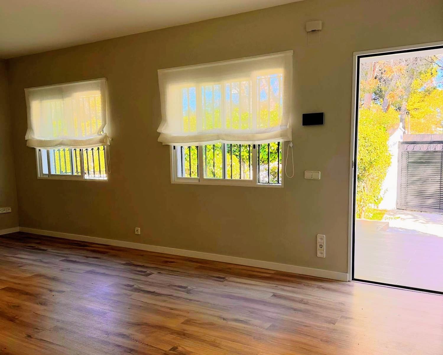 3 sypialnia Willa na sprzedaż w Paterna z basenem - 566 000 € (Ref: 8821143)