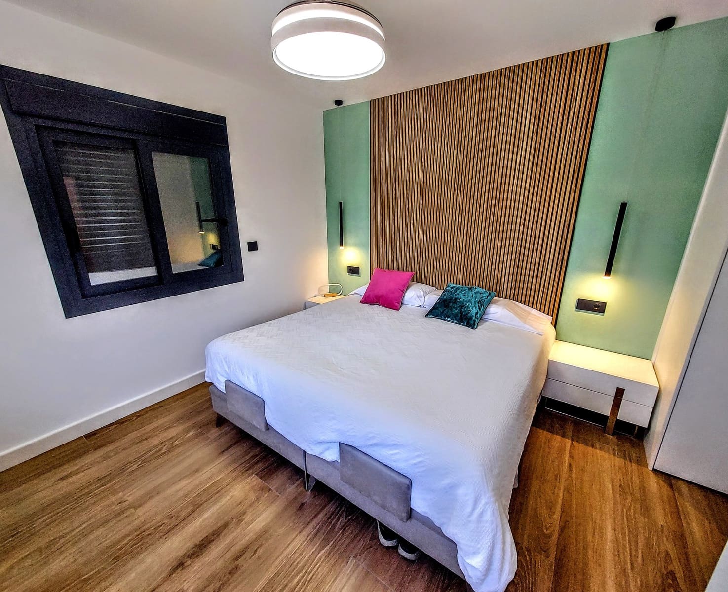 4 soveværelse Villa til salg i Turis med swimmingpool - € 550.000 (Ref: 8981802)