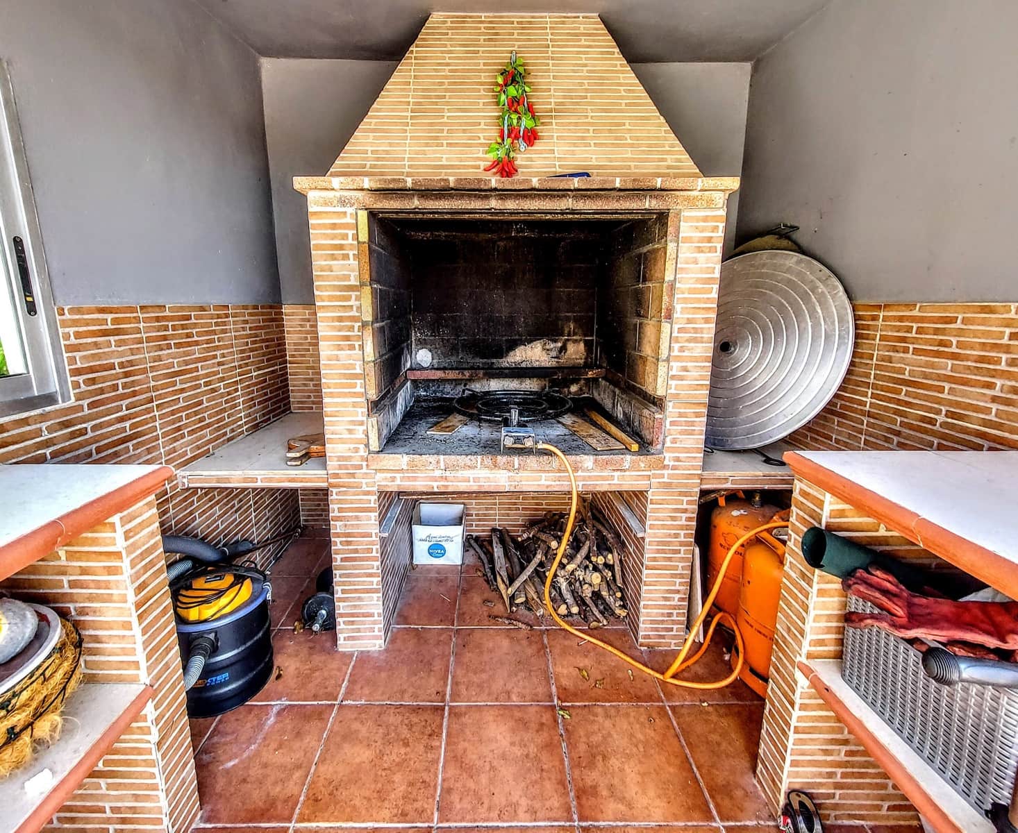 4 soveværelse Villa til salg i Turis med swimmingpool - € 550.000 (Ref: 8981802)