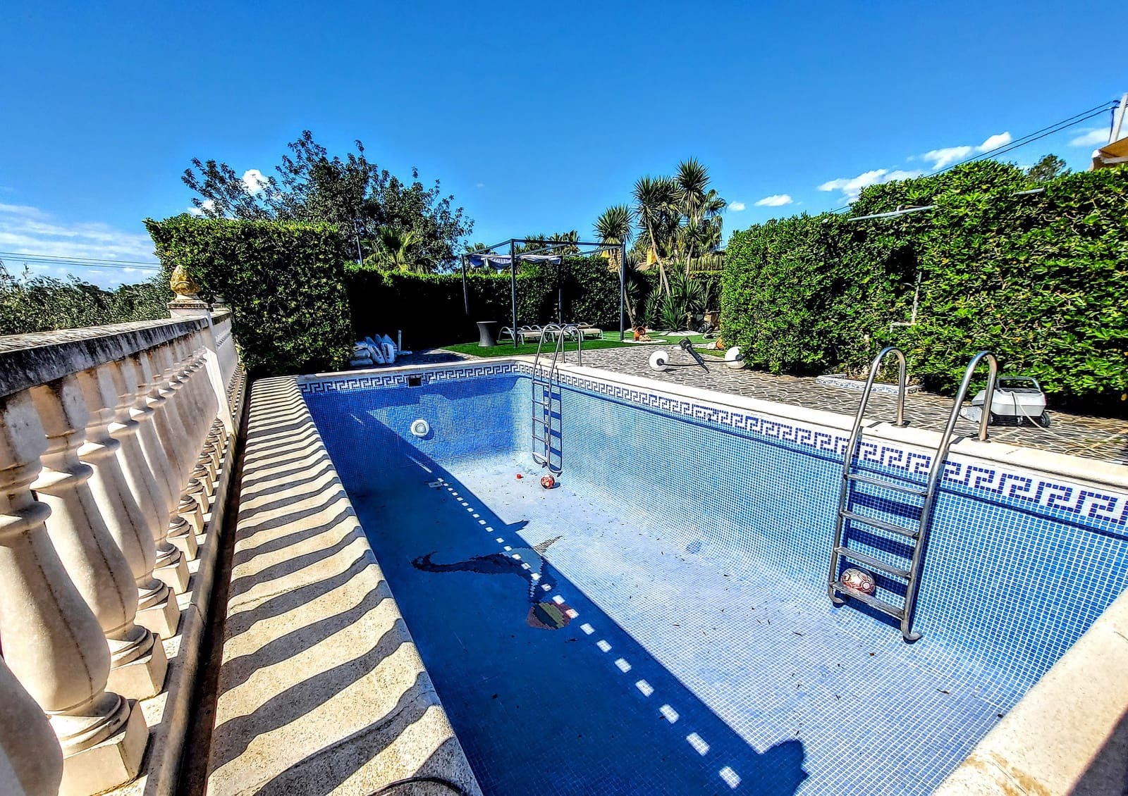 4 soveværelse Villa til salg i Turis med swimmingpool - € 550.000 (Ref: 8981802)