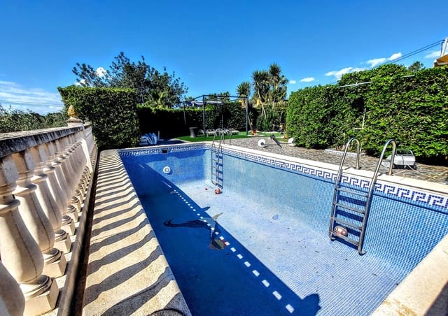 4 soveværelse Villa til salg i Turís med swimmingpool - € 550.000 (Ref: 8981802)