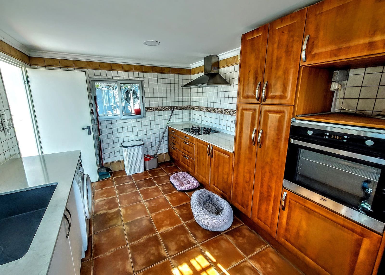 4 soveværelse Villa til salg i Turis med swimmingpool - € 550.000 (Ref: 8981802)