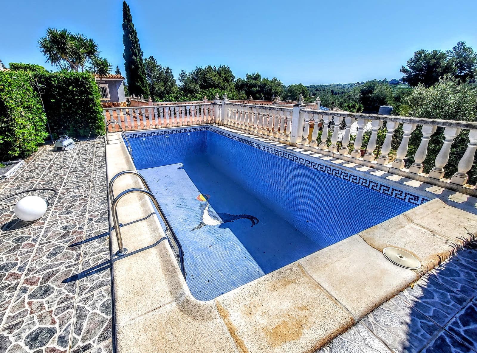 4 soveværelse Villa til salg i Turis med swimmingpool - € 550.000 (Ref: 8981802)