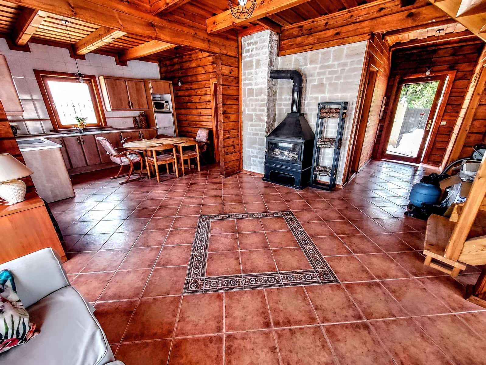 3 soveværelse Villa til salg i Montroy med swimmingpool - € 150.000 (Ref: 9027353)